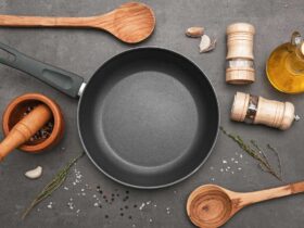 cozinha prática e eficiente-frigideira